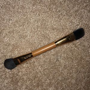Dual ended Tarte makeup brush